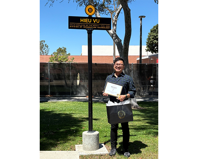 Hieu Vu signpost on Friendship Walk